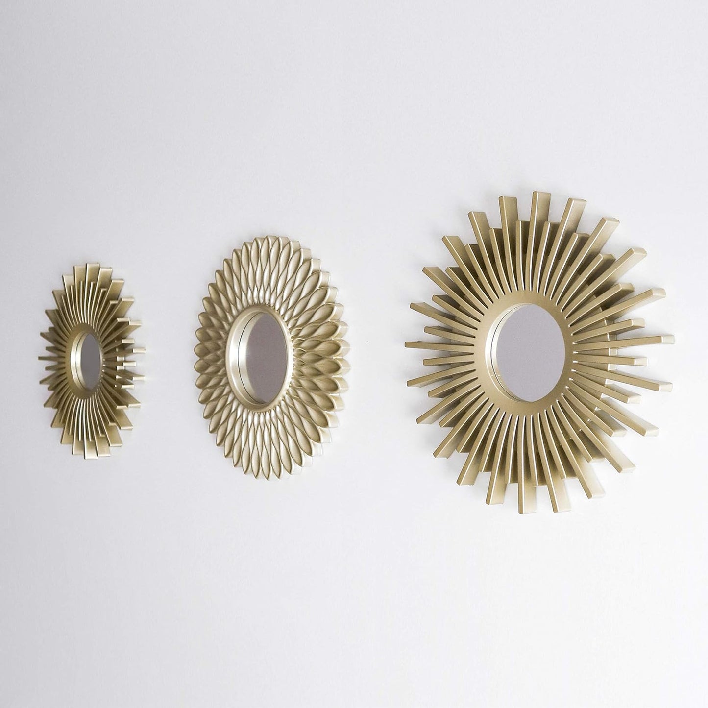 Wall Mirrors Pack of 3 Round Gold Mirrors for Living Room, Home Decor and Bedroom
